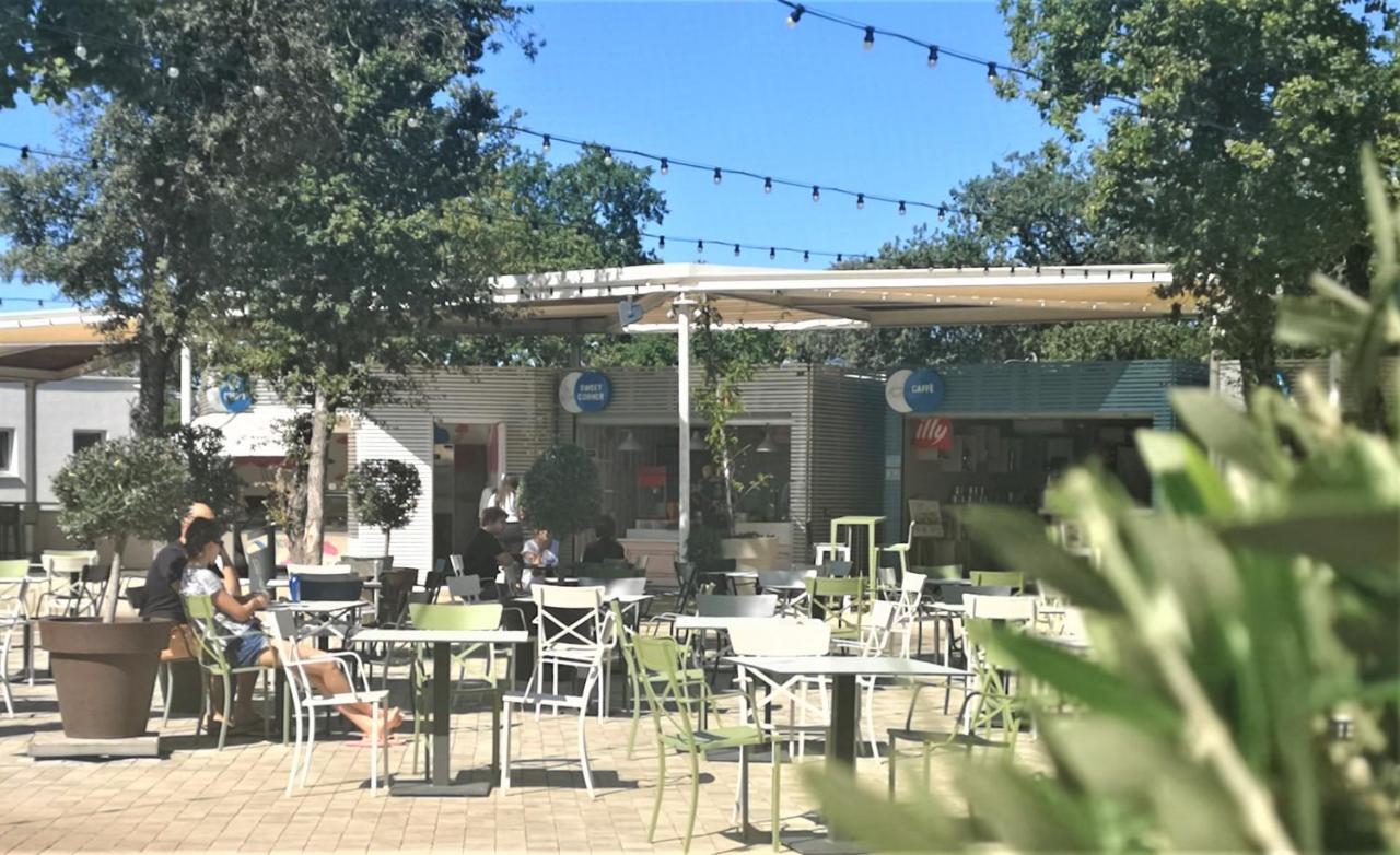 Tar-Vabriga West Coast Mobilhome With Xxl Terrace מראה חיצוני תמונה